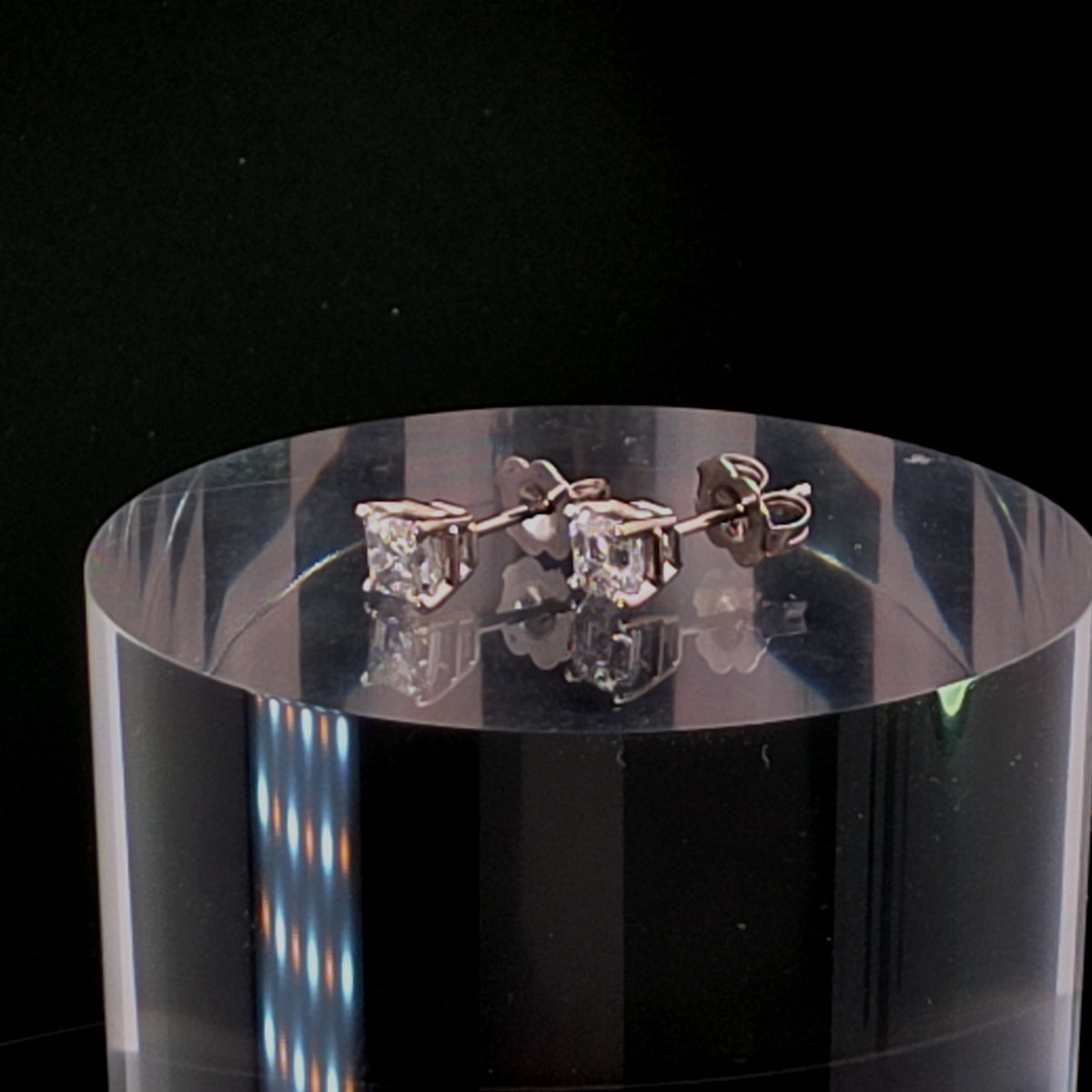 1ct Asscher cut Lab Diamonds