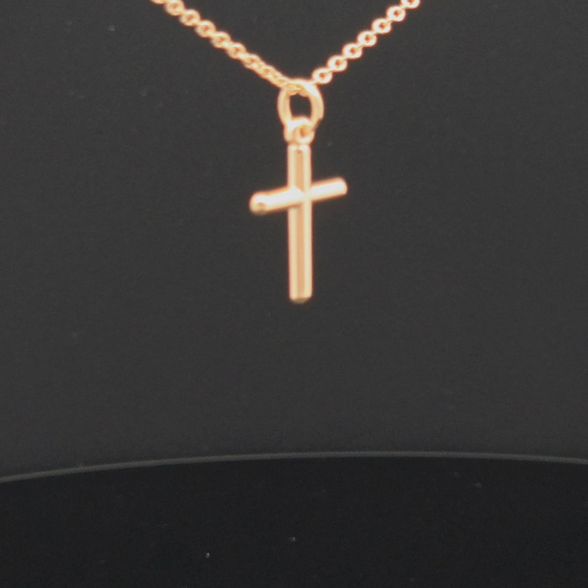 Polished Cross Pendant Necklace in 14k Gold