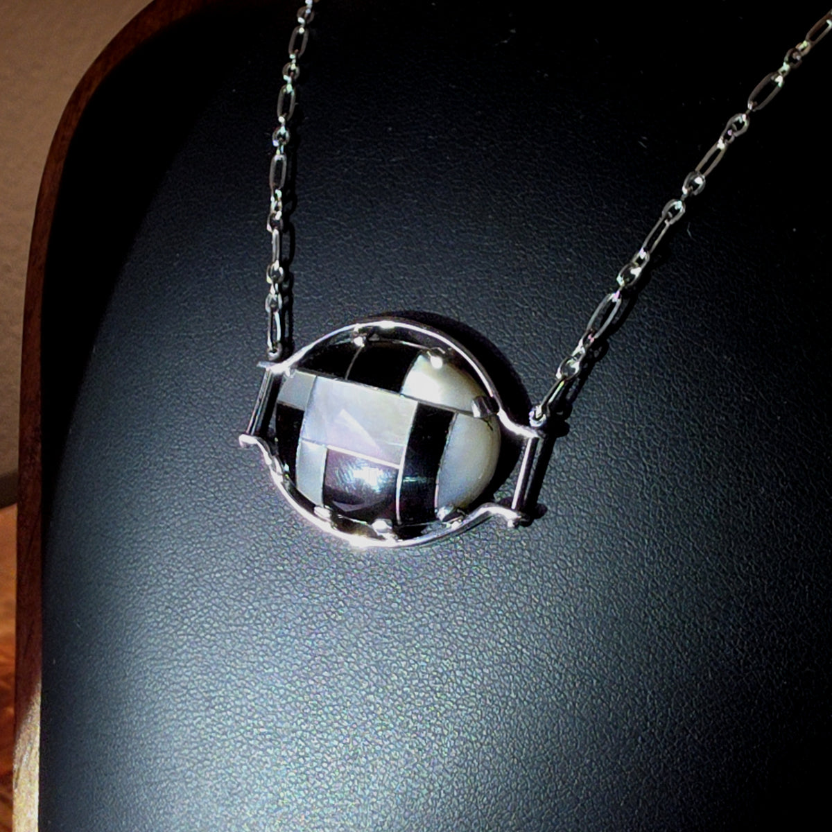 Silver Oval Necklace with Geometric Onyx Inlay