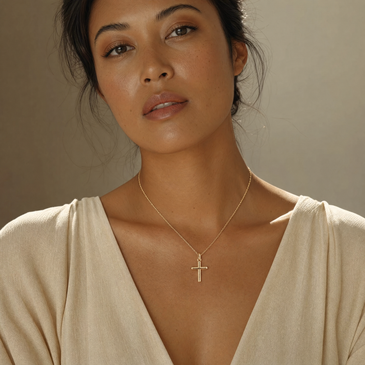 Polished Cross Pendant Necklace in 14k Gold