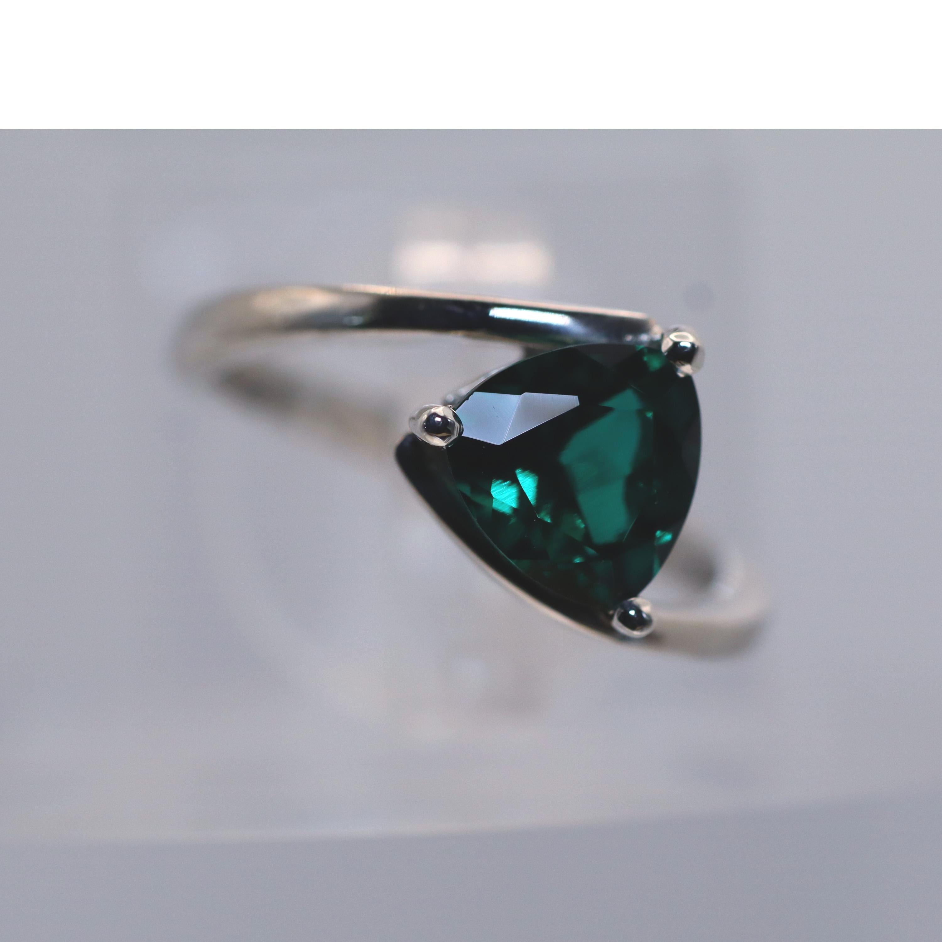 Continuum Silver ring set With Trillion Created Emerald