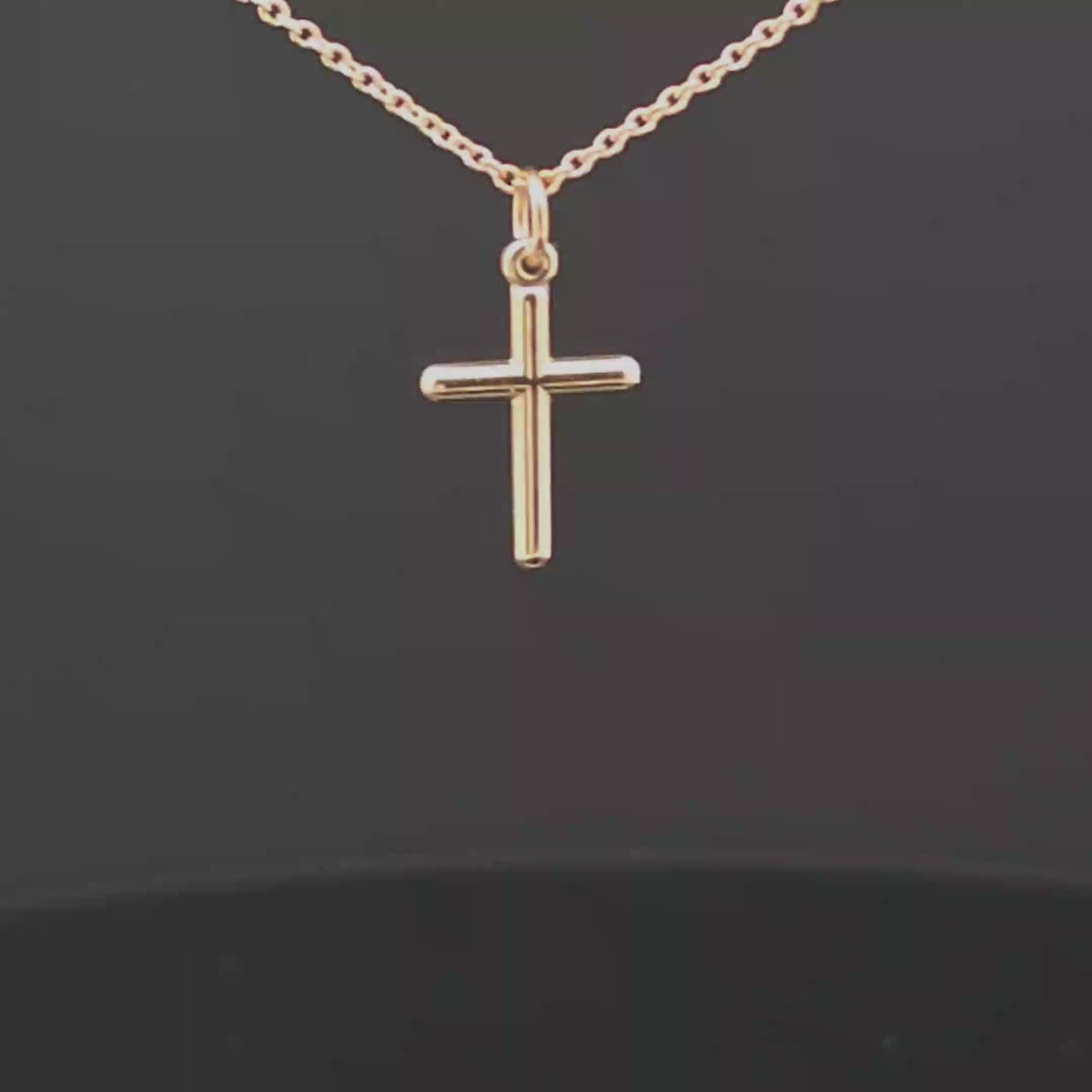 Polished Cross Pendant Necklace in 14k Gold